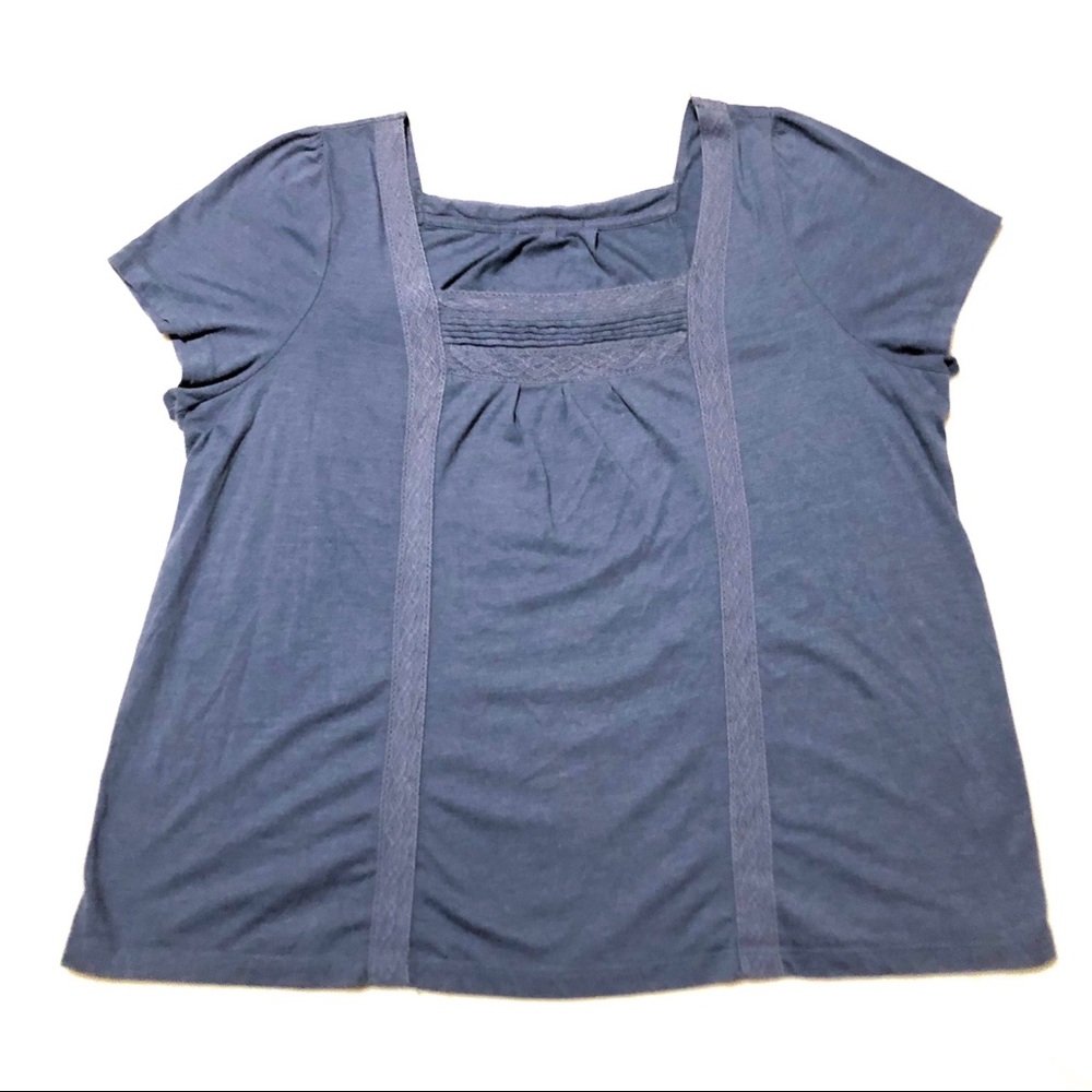 Square Collar Embroidered Blouse